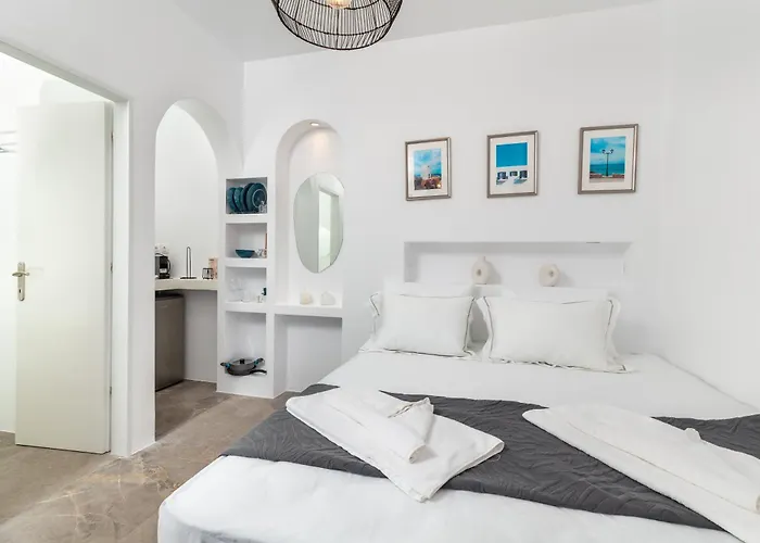 Aitheras Luxury Holiday home Protorgia